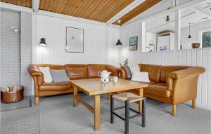 Gorgeous Home In Nexø With Wifi