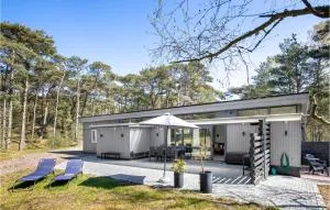 Gorgeous Home In Nexø With Wifi - Tjørneby