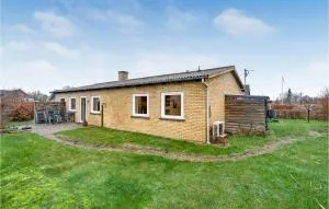 Beautiful Home In Nakskov With Kitchen - Harpelunde
