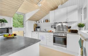 Gorgeous Home In Tranekær With Kitchen