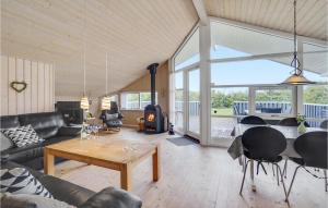 Holiday Home Multebærvej