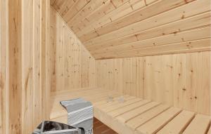 Three-Bedroom Holiday Home In Hvide Sande