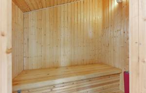 4 Bedroom Pet Friendly Home In Sydals