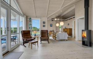 Lovely Home In Faaborg With Wifi