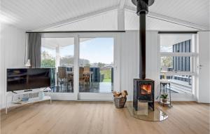 Nice Home In Hejls With Wifi