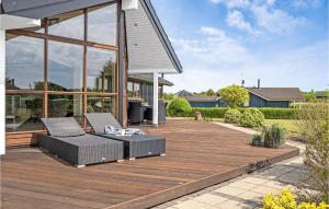 3 Bedroom Stunning Home In Ejstrupholm