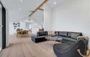 Gorgeous Home In Sjølund With Kitchen