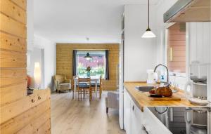 Gorgeous Home In Skibby With Wifi