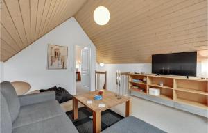 Beautiful Home In Nørre Nebel