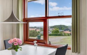 Stunning Home In Hejls