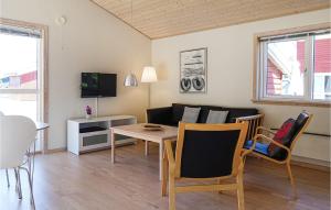 2 Bedroom Gorgeous Home In Gudhjem