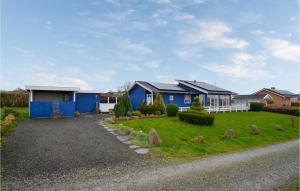 Nice Home In Rønde With House Sea View