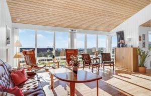 Nice Home In Rønde With House Sea View