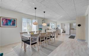 Stunning Home In Thyborøn With Wifi
