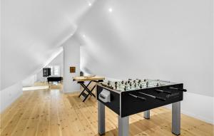 4 Bedroom Amazing Home In Ulfborg