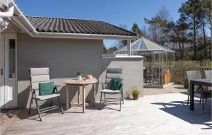 Amazing home in Hadsund with WiFi and 3 Bedrooms