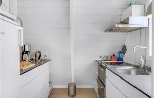 Two-Bedroom Holiday Home In Knebel