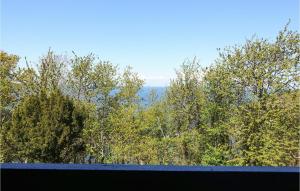 2 Bedroom Lovely Apartment In Allinge