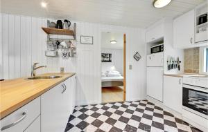 Three-Bedroom Holiday Home In Humble