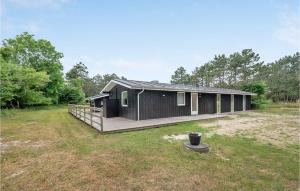 Three-Bedroom Holiday Home In Humble