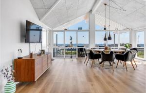 Beautiful Home In Hejls With Wifi