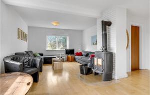 3 Bedroom Awesome Home In Horbelev