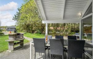 Holiday Home Krondyrstien Væggerløse I