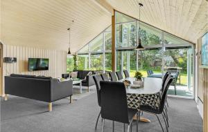 Holiday Home Krondyrstien Væggerløse I