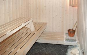 Holiday Home Ll Strandstræde Dannemare V