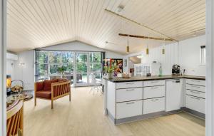 3 Bedroom Cozy Home In Skjern