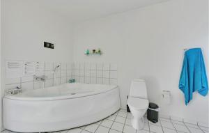 Two-Bedroom Apartment In Hvide Sande