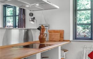 4 Bedroom Stunning Home In Asnæs