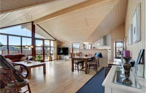 Awesome Home In Ansager With Wifi