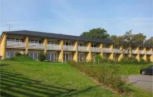 1 Bedroom Nice Apartment In Allinge - Sandkås