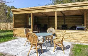 Nice Home In Aakirkeby With Wifi