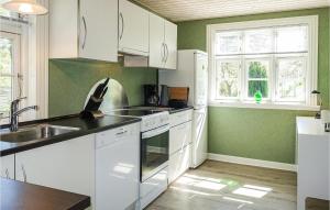 Nice Home In Aakirkeby With Wifi