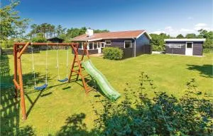 Three-Bedroom Holiday Home In Slagelse - Slagelse