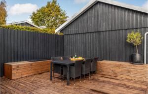 Stunning Home In Holbæk