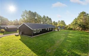 4 Bedroom Beautiful Home In Rødby