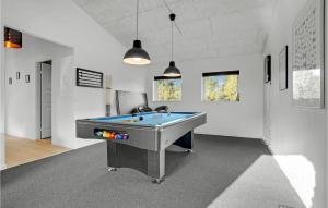 4 Bedroom Beautiful Home In Rødby