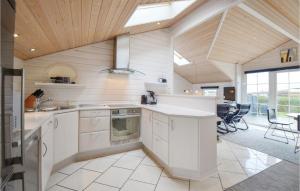 Holiday Home Svinget Rønde