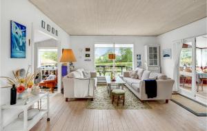 Cozy Home In Sydals With Wifi