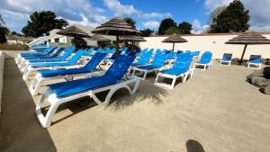Maisons de vacances L Aloe Bleue - Bungalow Proche Ocean : photos des chambres