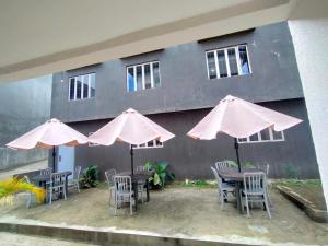 JPrime Travellers Lodge