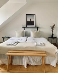 Large Twin Room - Pets not Allowed room in Eksgården