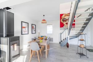 Maisons de vacances Sejour dans cette superbe maison moderne a Erquy : photos des chambres