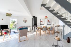 Maisons de vacances Sejour dans cette superbe maison moderne a Erquy : photos des chambres