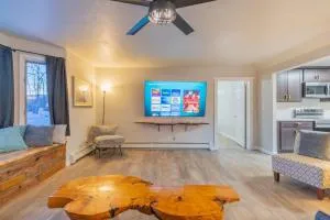 The Southern Driftwood Inn 3 - North Pole