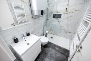 That Cat Flat - free parking, near city center, cats! 