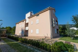 Apartments Crnekovic Jasna 